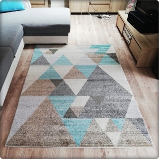Moderný koberec RELAX - Tyrkysové trojuholníky